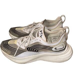 APL: Athletic Propulsion Labs Streamline Women’s White Clear Midnight Shoes
